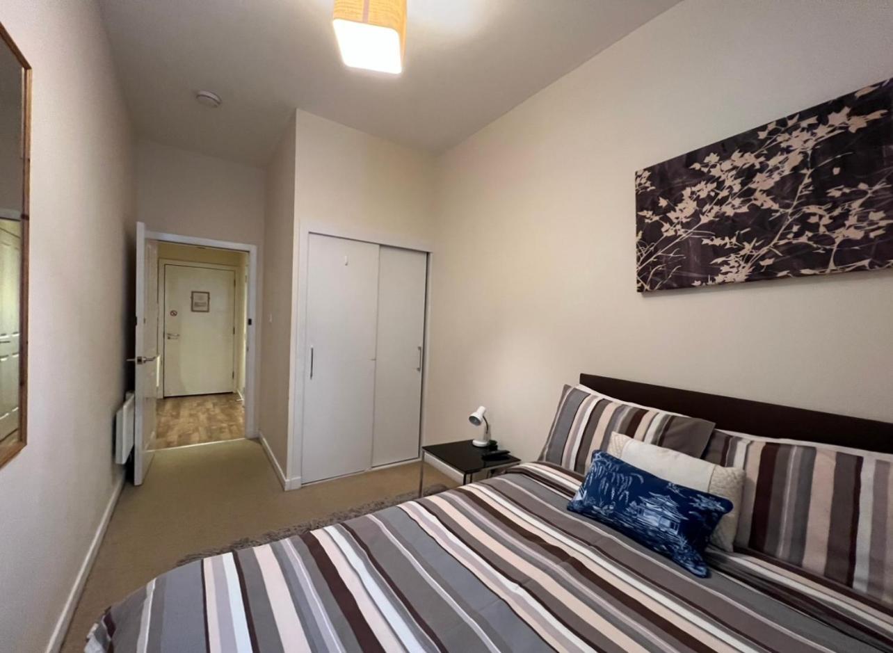 Aberdeen Stay Central 2-Bedrooms Apt-No Party المظهر الخارجي الصورة