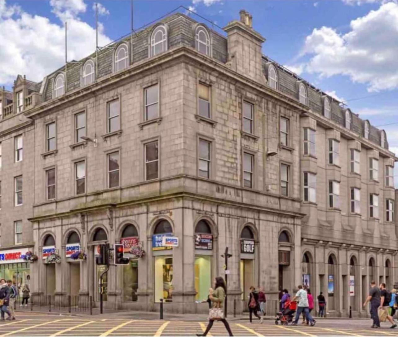 Aberdeen Stay Central 2-Bedrooms Apt-No Party المظهر الخارجي الصورة