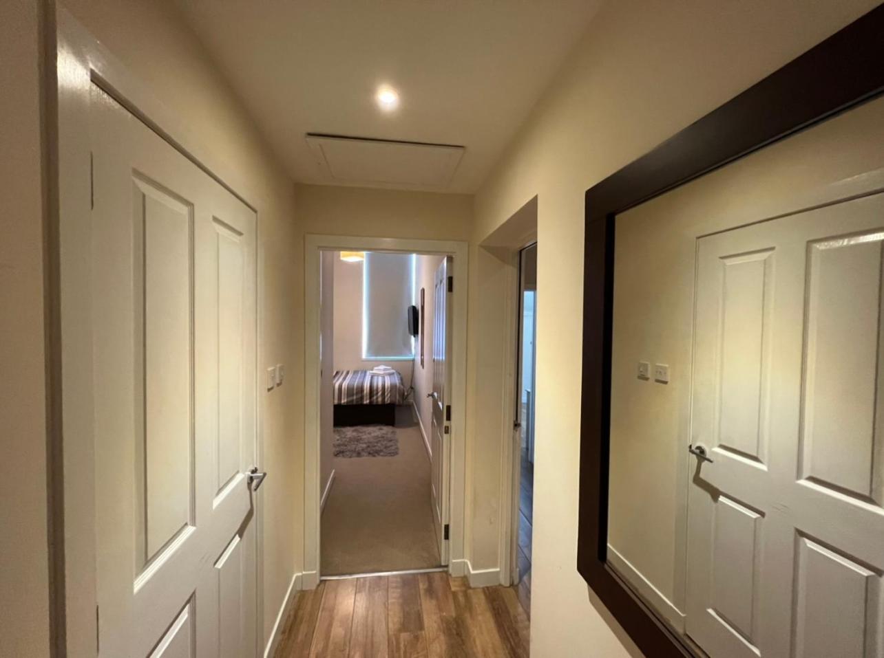 Aberdeen Stay Central 2-Bedrooms Apt-No Party المظهر الخارجي الصورة